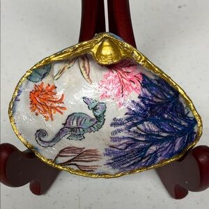 2 in 1 Decorative Seashell Trinket Dish with Marine Design and Gold Trim